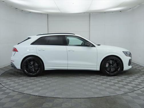2025 Audi RS Q8 4.0T