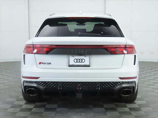 2025 Audi RS Q8 4.0T