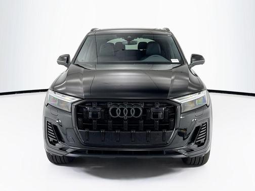 Mythos Black Metallic 2026 Audi Q7 45 Premium Plus