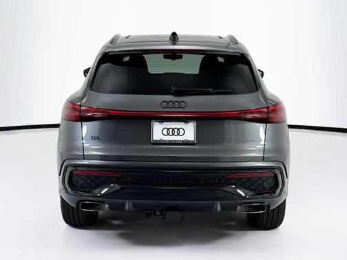 Tambora Gray Metallic 2026 Audi Q5 Premium Plus TFSI quattro S tronic