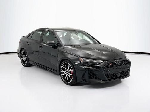 Mythos Black Metallic 2026 Audi RS 3 TFSI quattro S tronic