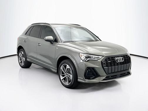 2025 Audi Q3 Premium 45 TFSI S line quattro Tiptronic