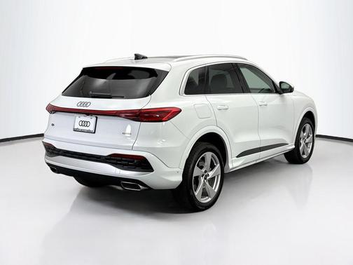 2025 Audi Q5 Premium Plus TFSI quattro S tronic