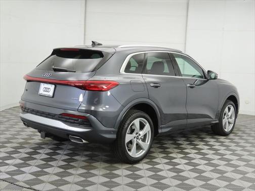 2025 Audi Q5 Premium Plus