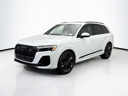 2026 Audi Q7 55 Premium Plus