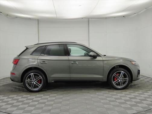 2025 Audi Q5 55 S line Premium Plus