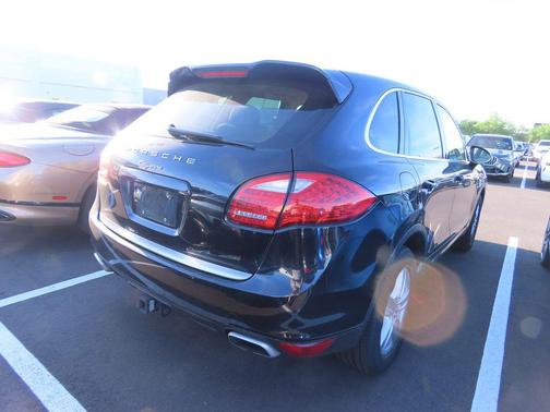 Black 2014 Porsche Cayenne Diesel