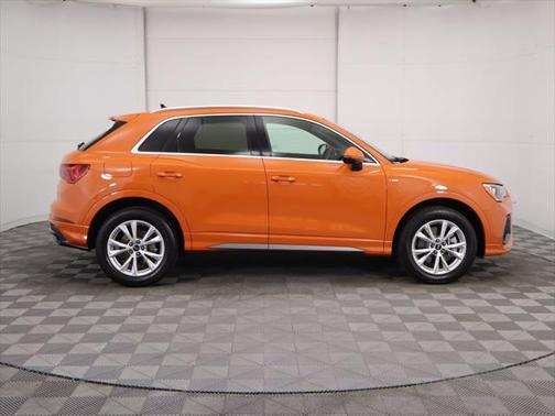 2022 Audi Q3 45 S line Premium