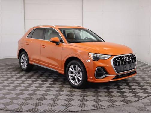 2022 Audi Q3 45 S line Premium