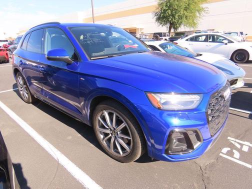 2022 Audi Q5 e 55 S line Prestige