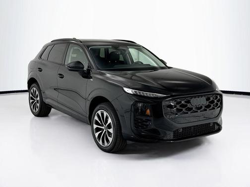 Mythos Black Metallic 2026 Audi Q3 TFSI quattro S tronic