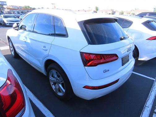 2018 Audi Q5 2.0T Premium