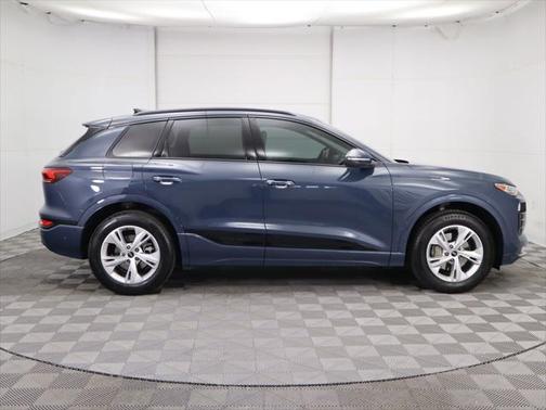 2025 Audi Q6 e-tron Premium Plus