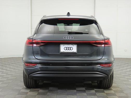 2025 Audi Q6 e-tron Premium