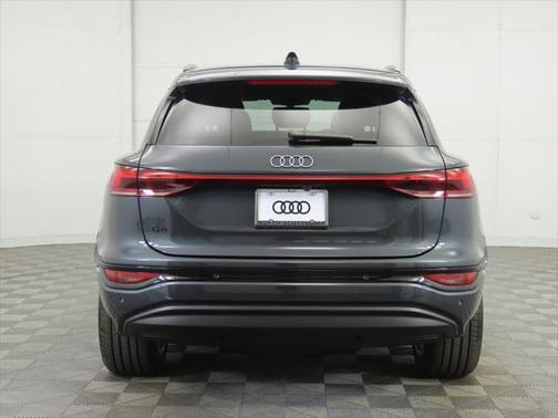 2025 Audi Q6 e-tron Premium
