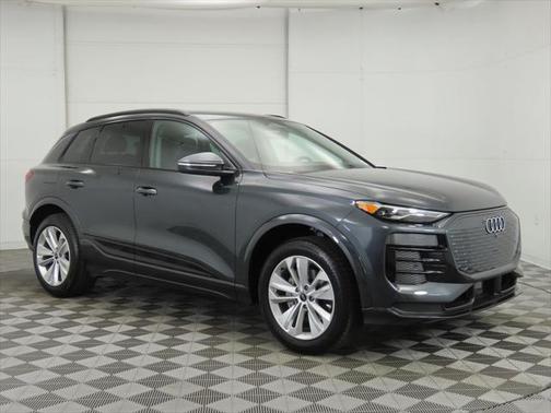 2025 Audi Q6 e-tron Premium