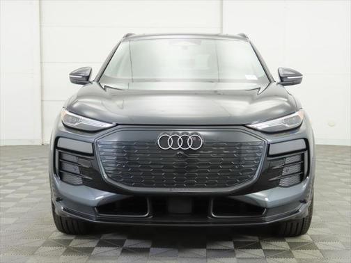 2025 Audi Q6 e-tron Premium