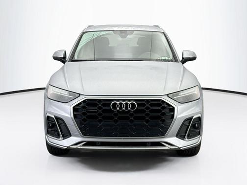2023 Audi Q5 45 S line Premium