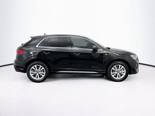 2023 Audi Q3 45 S line Premium Plus