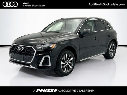 Mythos Black Metallic 2023 Audi Q5 45 S line Premium Plus