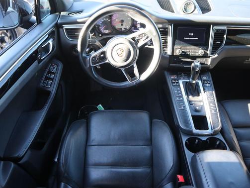 2018 Porsche Macan S