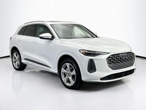 2025 Audi Q5 Premium Plus TFSI quattro S tronic