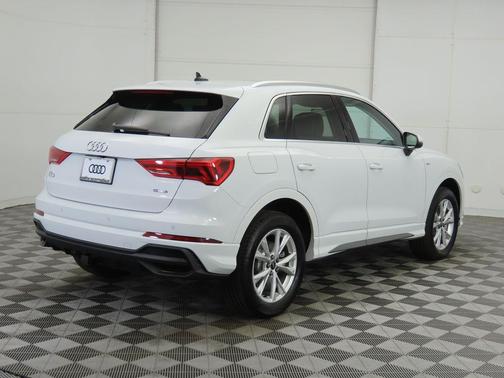 2025 Audi Q3 45 S line Premium Plus