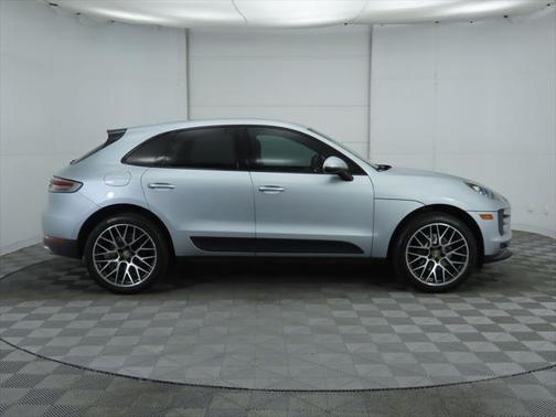 2019 Porsche Macan Base