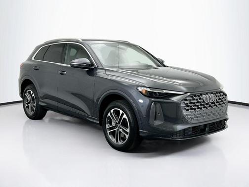 2025 Audi Q5 Premium Plus TFSI quattro S tronic