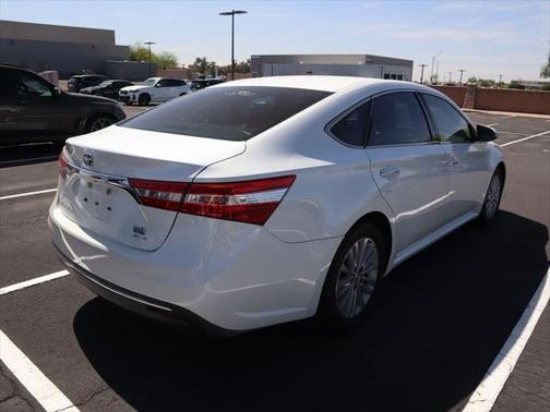 2014 Toyota Avalon Hybrid XLE Premium