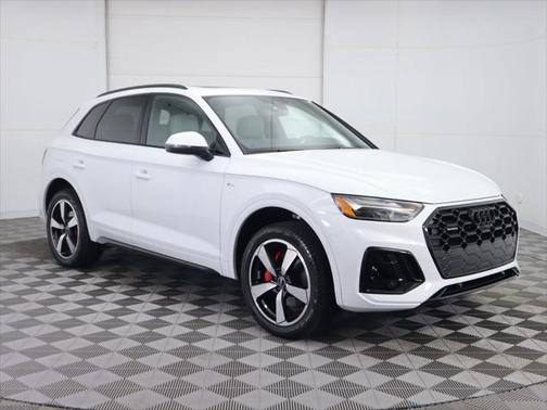 2024 Audi Q5 45 S line Premium Plus