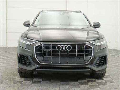 2022 Audi Q8 55 Premium Plus