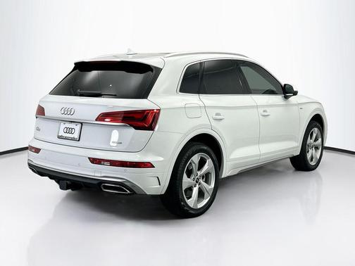 2025 Audi Q5 45 S line Premium Plus