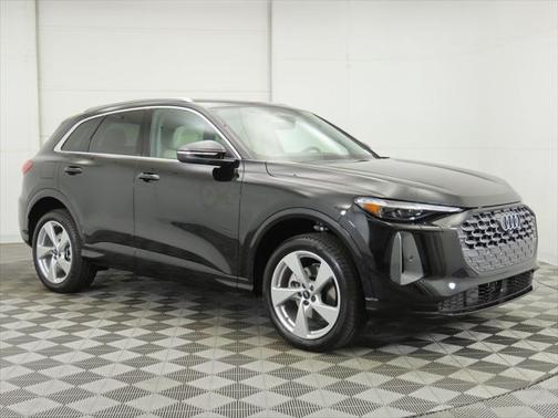 2025 Audi Q5 Premium Plus