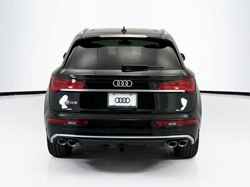 Mythos Black Metallic 2023 Audi SQ5 3.0T Premium Plus