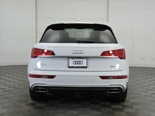 2025 Audi Q5 45 S line Premium Plus