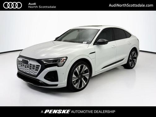 Glacier White Metallic 2024 Audi Q8 e-tron Prestige