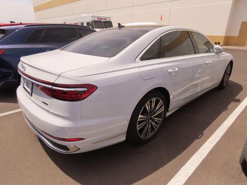Glacier White Metallic 2023 Audi A8 L 55 TFSI quattro Tiptronic