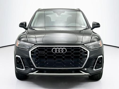 2023 Audi Q5 45 S line Premium