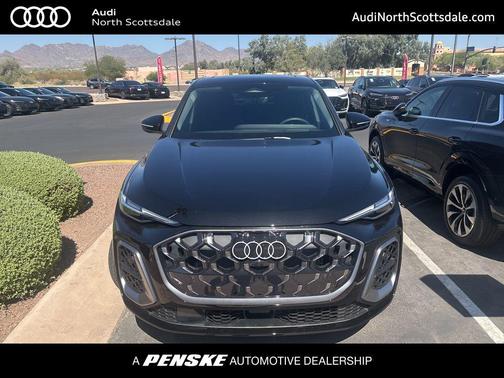 Mythos Black Metallic 2025 Audi Q5 Premium Plus TFSI quattro S tronic