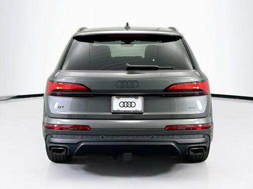 2026 Audi Q7 55 Premium Plus