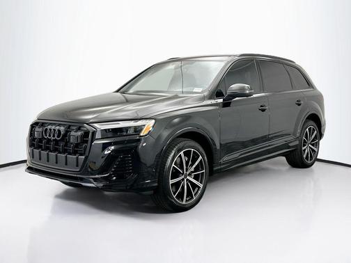 2026 Audi Q7 45 Premium Plus