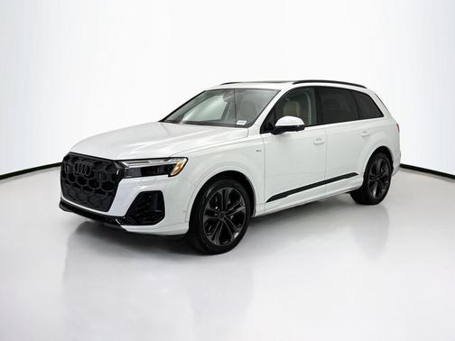 Glacier White Metallic 2026 Audi Q7 55 Premium Plus