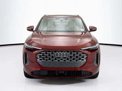 Grenadine Red Metallic 2026 Audi Q5 Premium Plus TFSI quattro S tronic