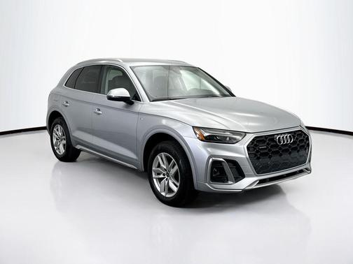 2023 Audi Q5 45 S line Premium
