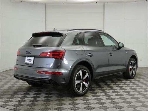 2024 Audi Q5 45 S line Premium Plus