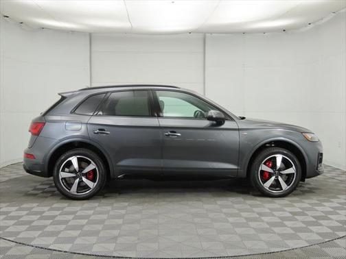 2024 Audi Q5 45 S line Premium Plus