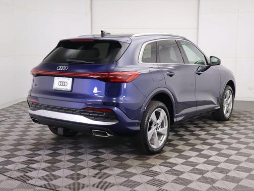 2025 Audi Q5 Premium Plus