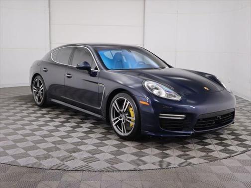 2016 Porsche Panamera Turbo S