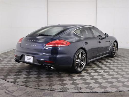 2016 Porsche Panamera Turbo S